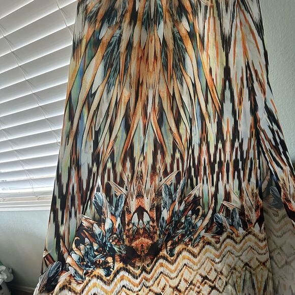 Gorgeous Maxi - Picture 7 of 7